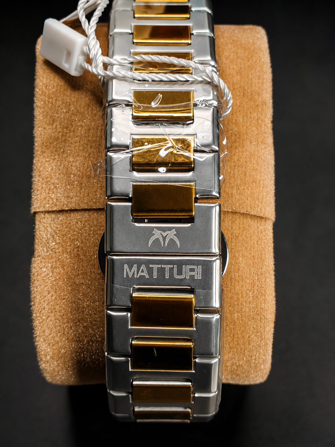 Matturi Diamond Bezel - Black Dial & Two-Tone Stainless Steel Chain